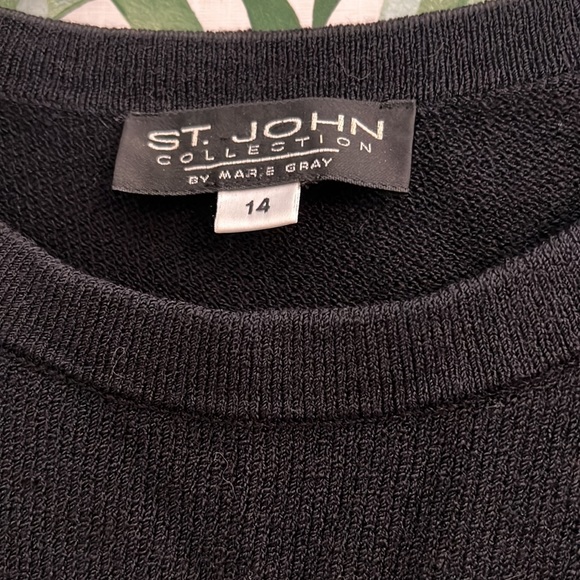 St. John Sweater - Picture 3 of 5